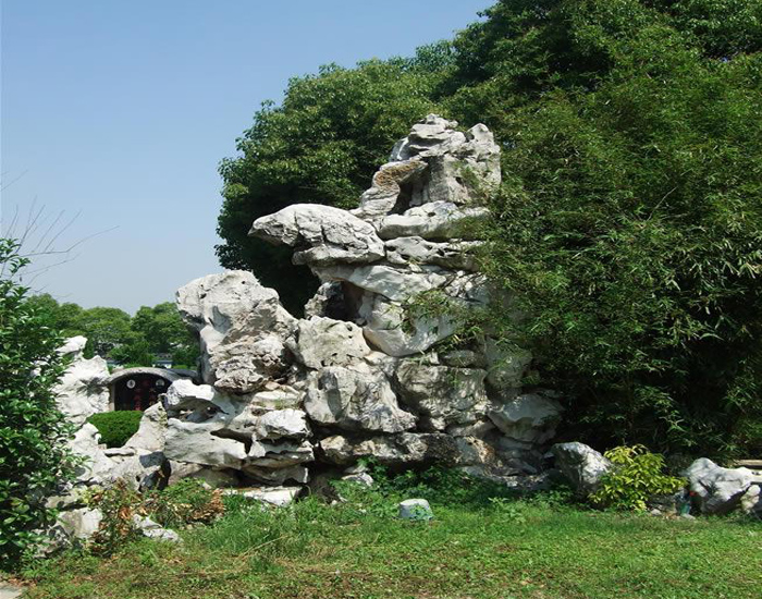 上海公墓双凤纪念园假山