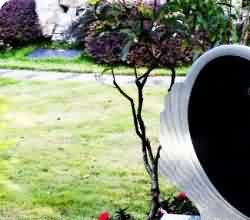 佛教中道观与诗学的折衷方法