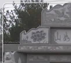 依佛教人物的事迹展开叙事