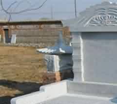 新世纪小说中所表现的葬礼仪式的擅变